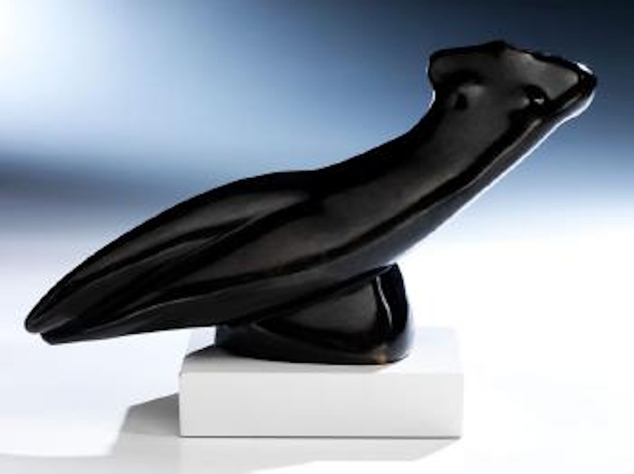 Kleiner Diagonaler Torso by Alexander Archipenko