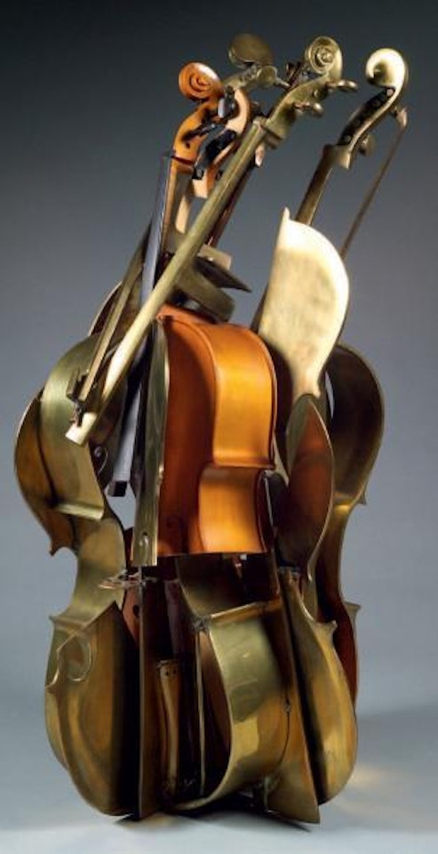 Violoncelle by Arman