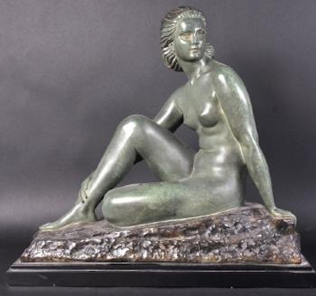 Seated nude by Demetre Chiparus