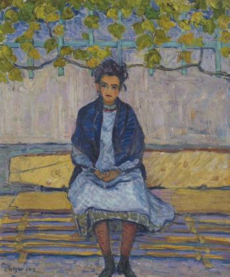 Helen Mürset auf Holzbrettern sitzend by Ernst Geiger