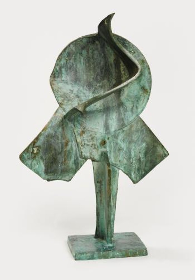 Two Wing Circle by David Smith