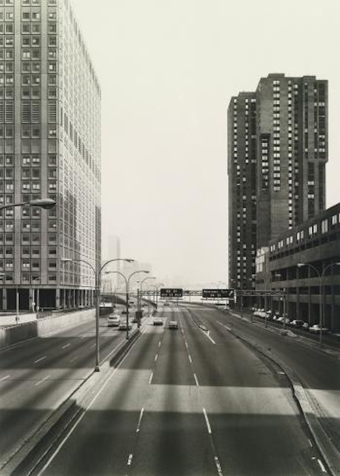 Franklin D. Roosevelt Drive, New York/Manhattan by Thomas Struth