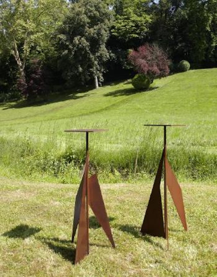 Ensemble De Deux Sellettes by Philippe Hiquily