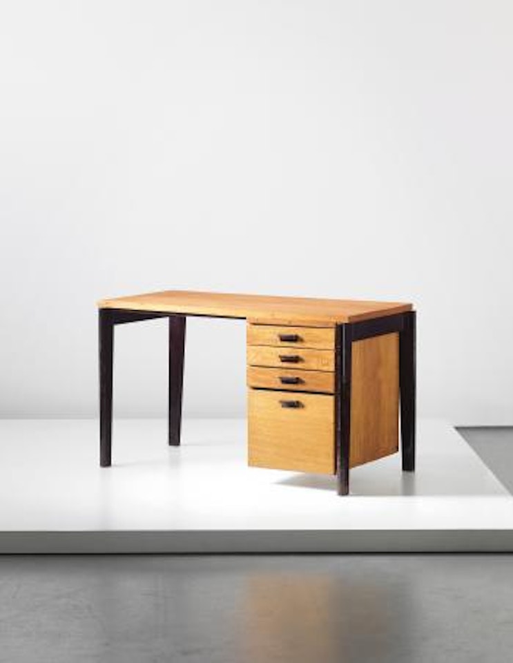 Dactylo desk by Jean Prouvé