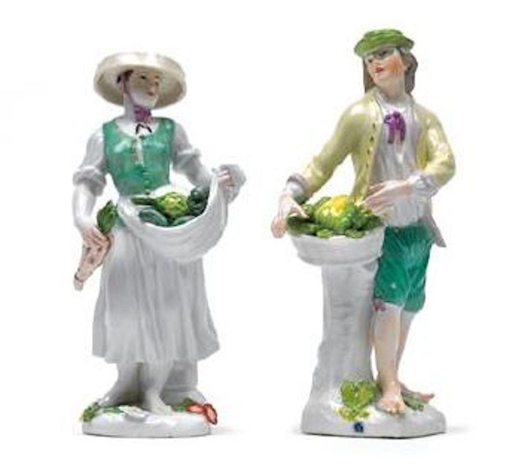 Lady gardener with fruits in her apron and gardener with fruit in a basket by Johann Joachim Kändler