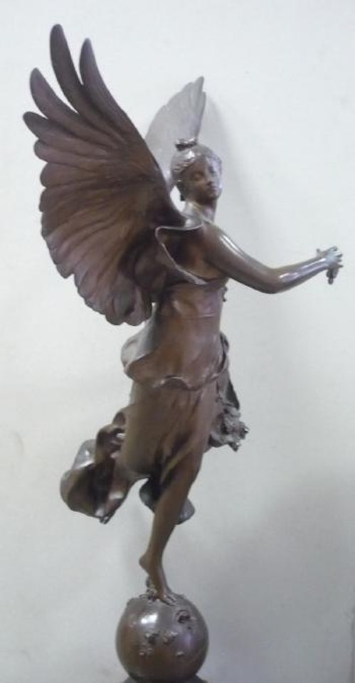 Victoire ailée by Marius Jean Antonin Mercie