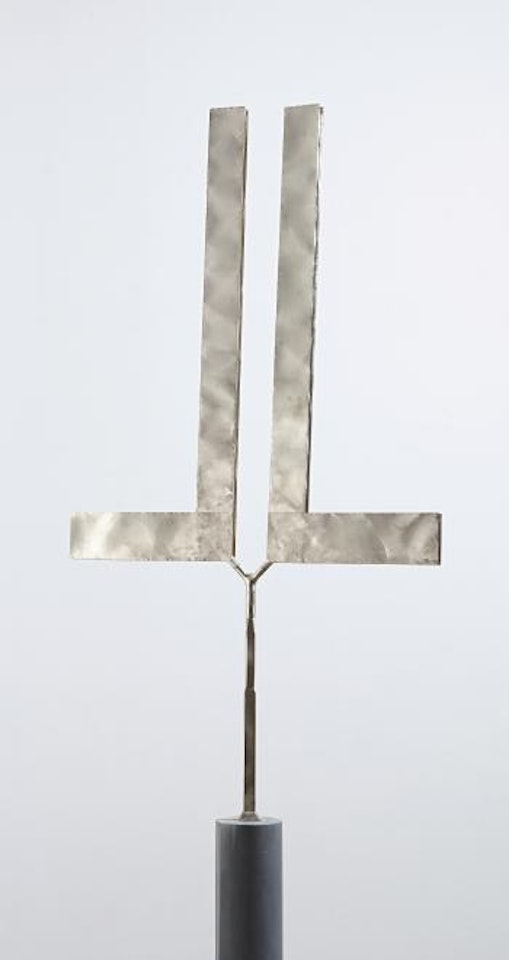 Double L Excentric Gyratory VI by George Rickey