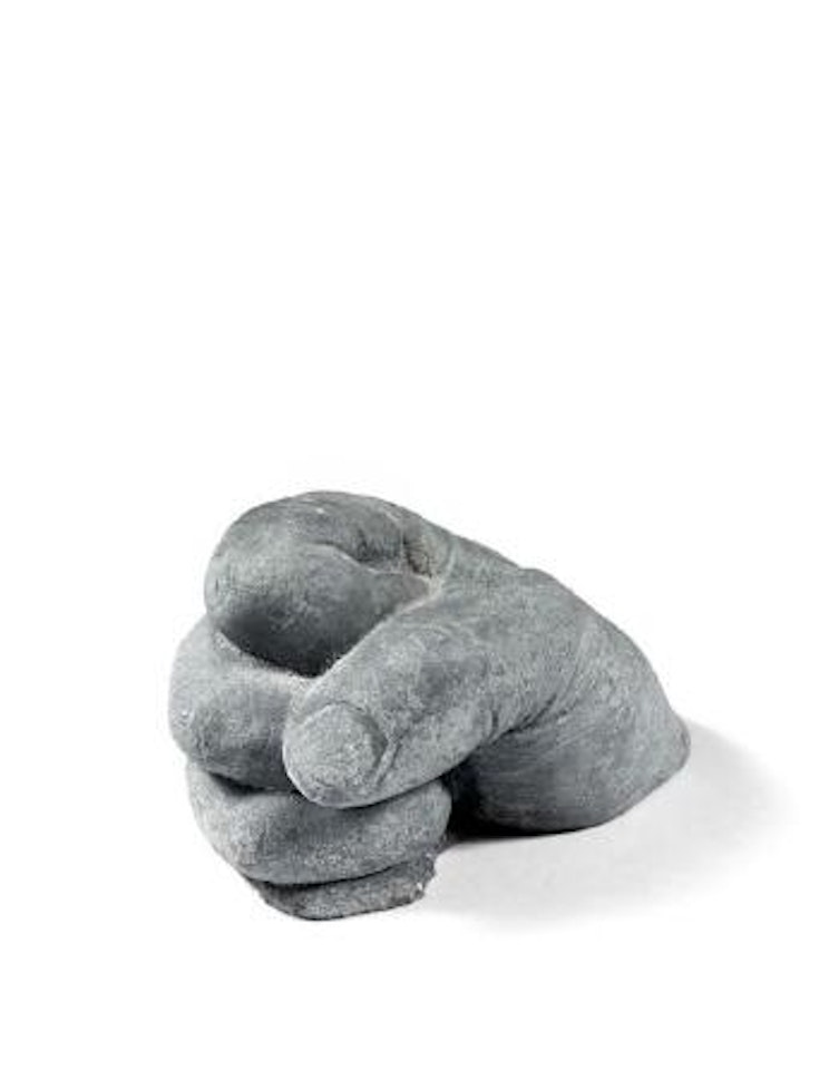 Poing by César
