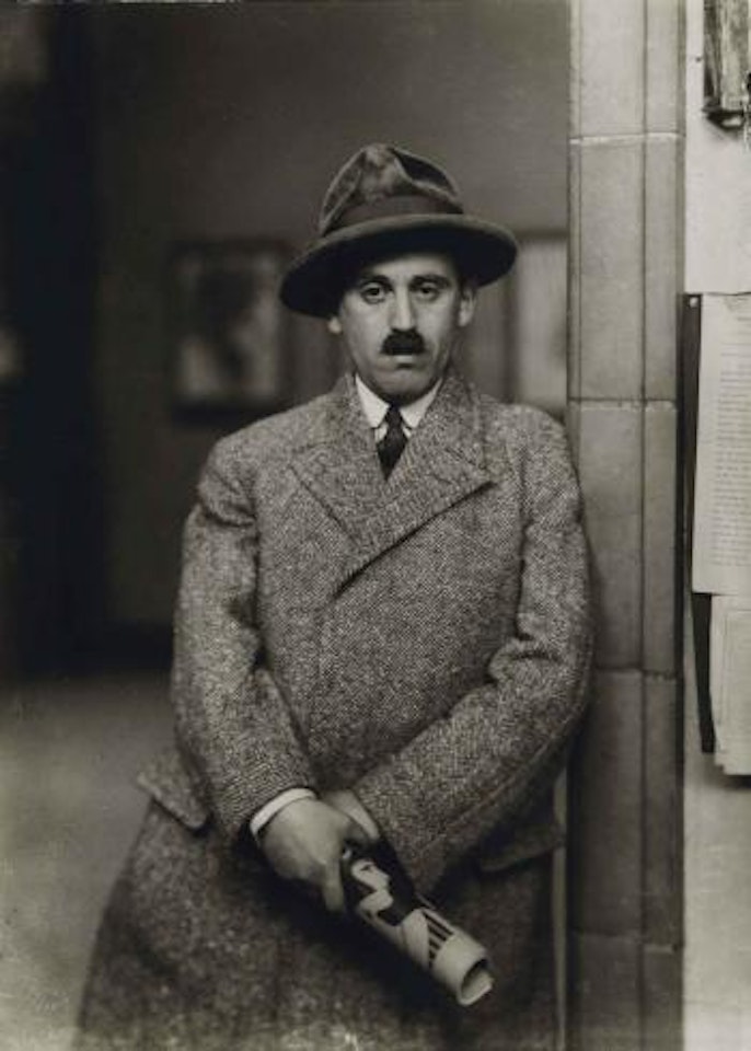 Marchand de tableaux by August Sander