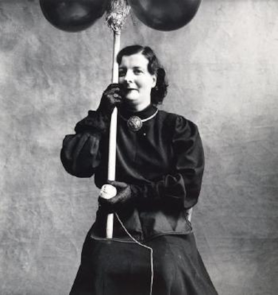 La marchande de ballons, Paris by Irving Penn