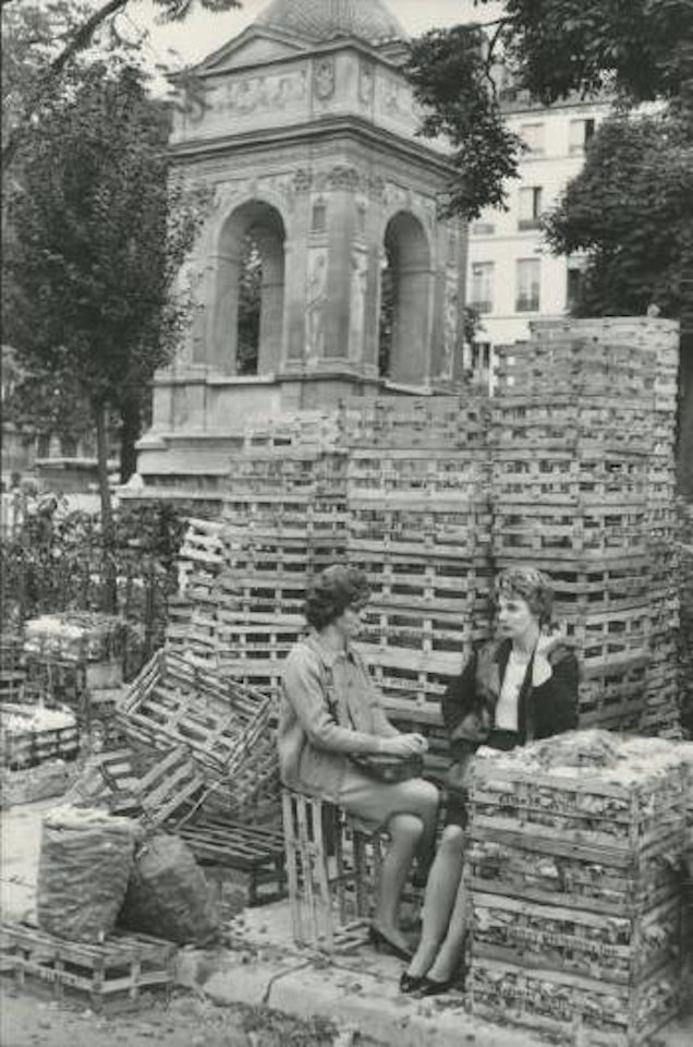 Fontaine des innocents, Paris by Henri Cartier-Bresson