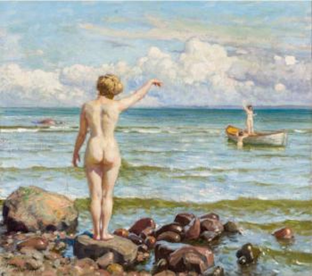 Kvinne på strand by Paul Fischer