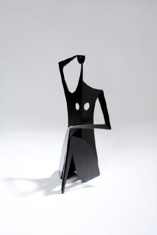 Epicurienne by Philippe Hiquily