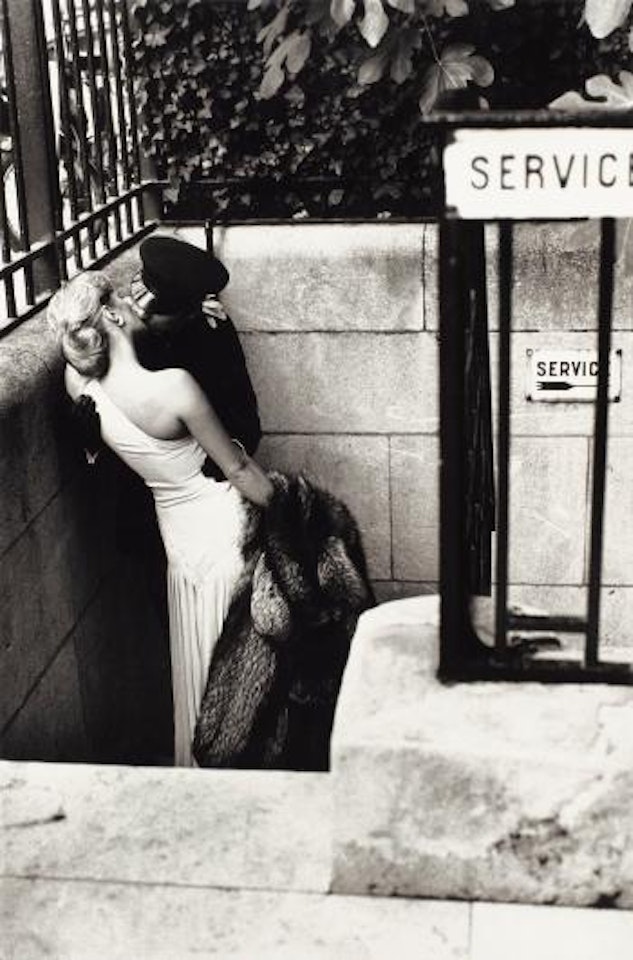 Maitresse Et Chauffeur, Paris, 1976 by Helmut Newton