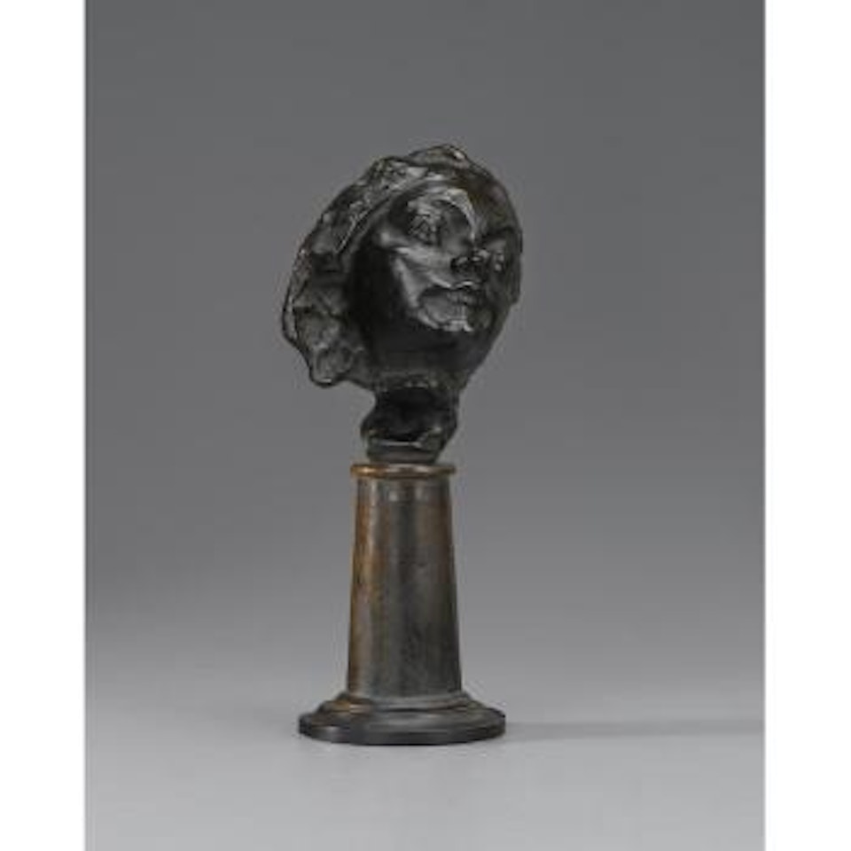 Masque de femme au nez retroussé, petit modèle - variante sur colonne circulaire by Auguste Rodin