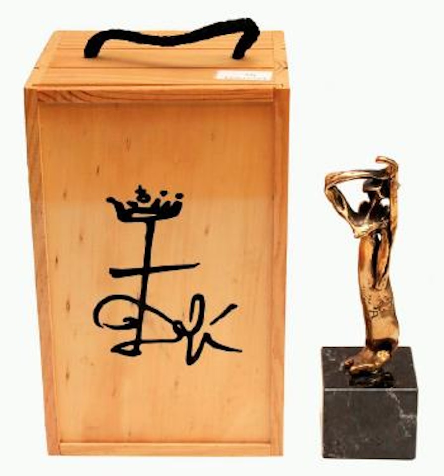 La dulcinée by Salvador Dali
