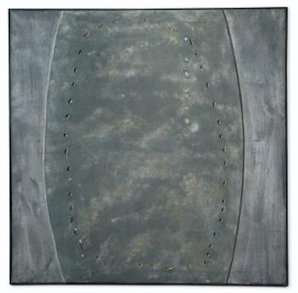 Ovale Gris-violet by Antoni Tapies