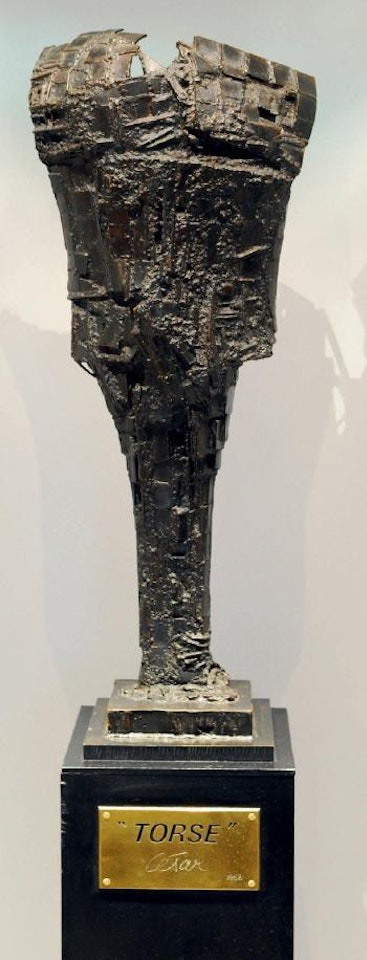 Torse by César