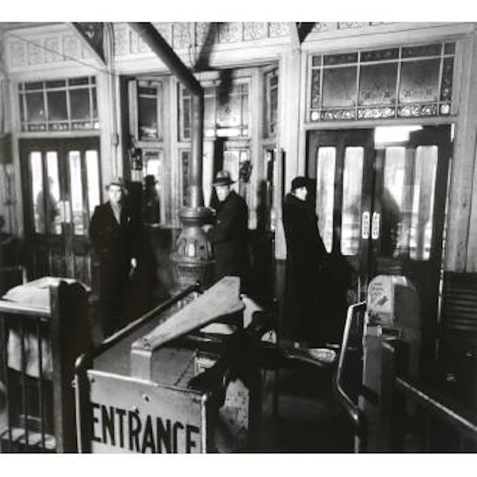 El Station Interior, 6th and 9th Avenue Lines, Downtown Side, Columbus Avenue and 72nd Street, Manhattan February 6, 1936 by Berenice Abbott