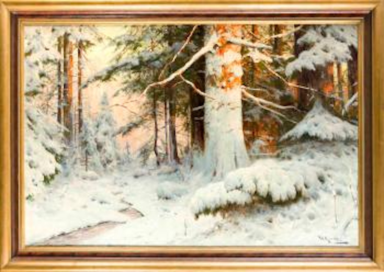 Stimmungsvolles, verschneites Waldstück im Abendlicht mit Bachlauf by Walter Moras
