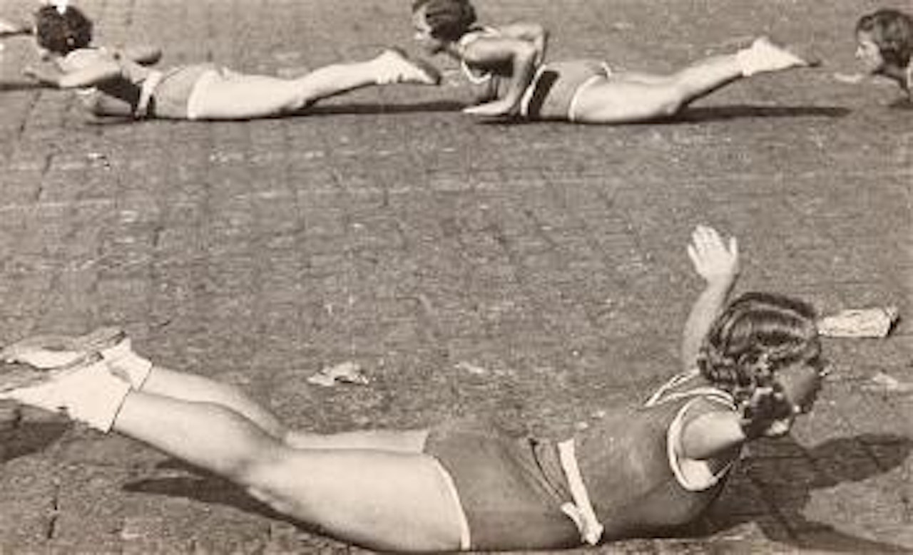 Rythmic gymnasts on Red Square by Alexander Rodchenko