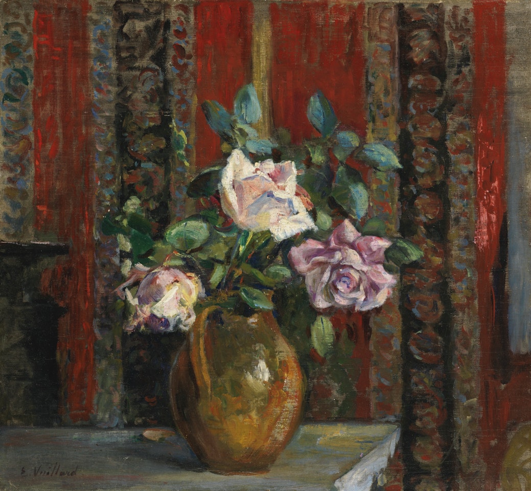 ROSES DANS UN PICHET by Édouard Vuillard