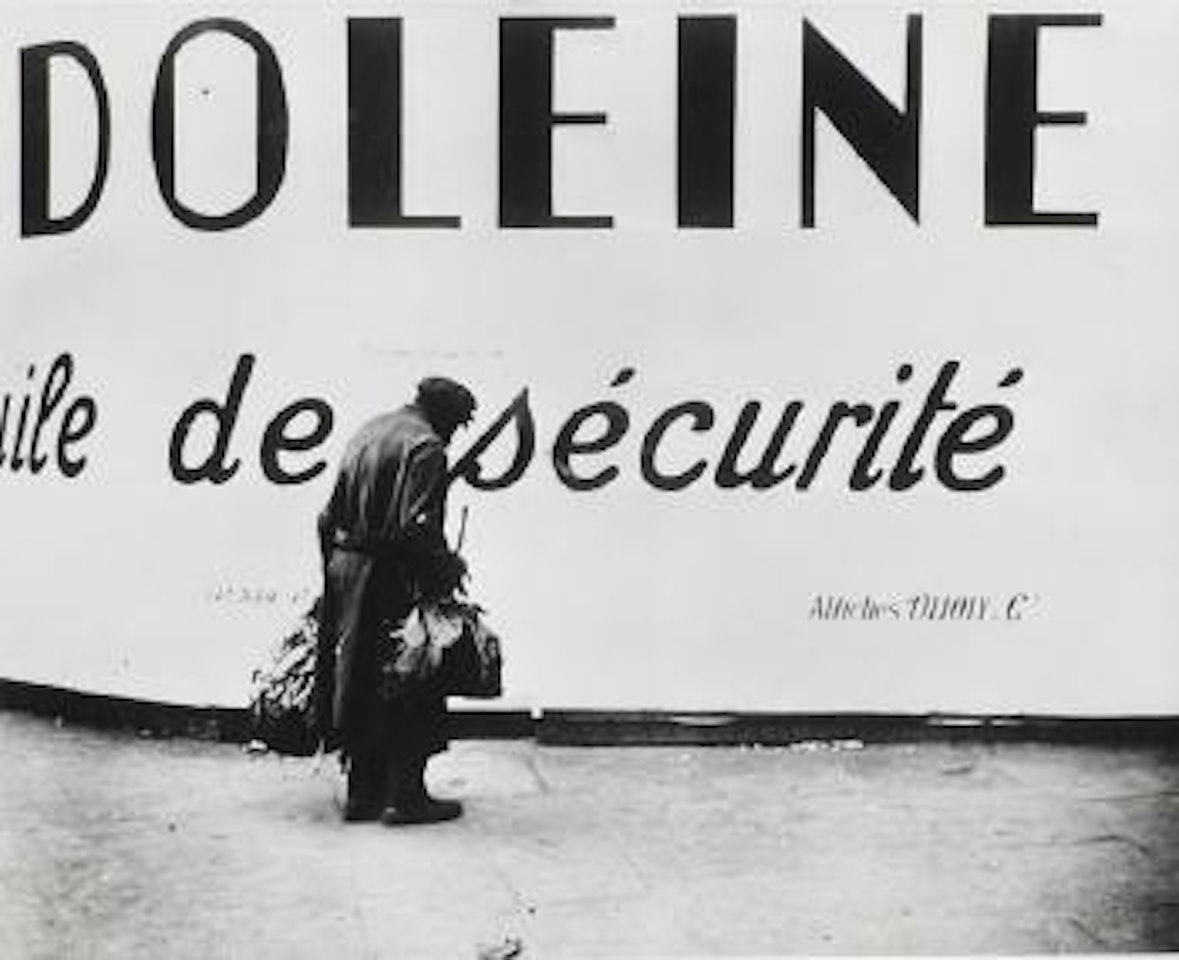 Clochard sur les grands boulevards, Paris by André Kertész