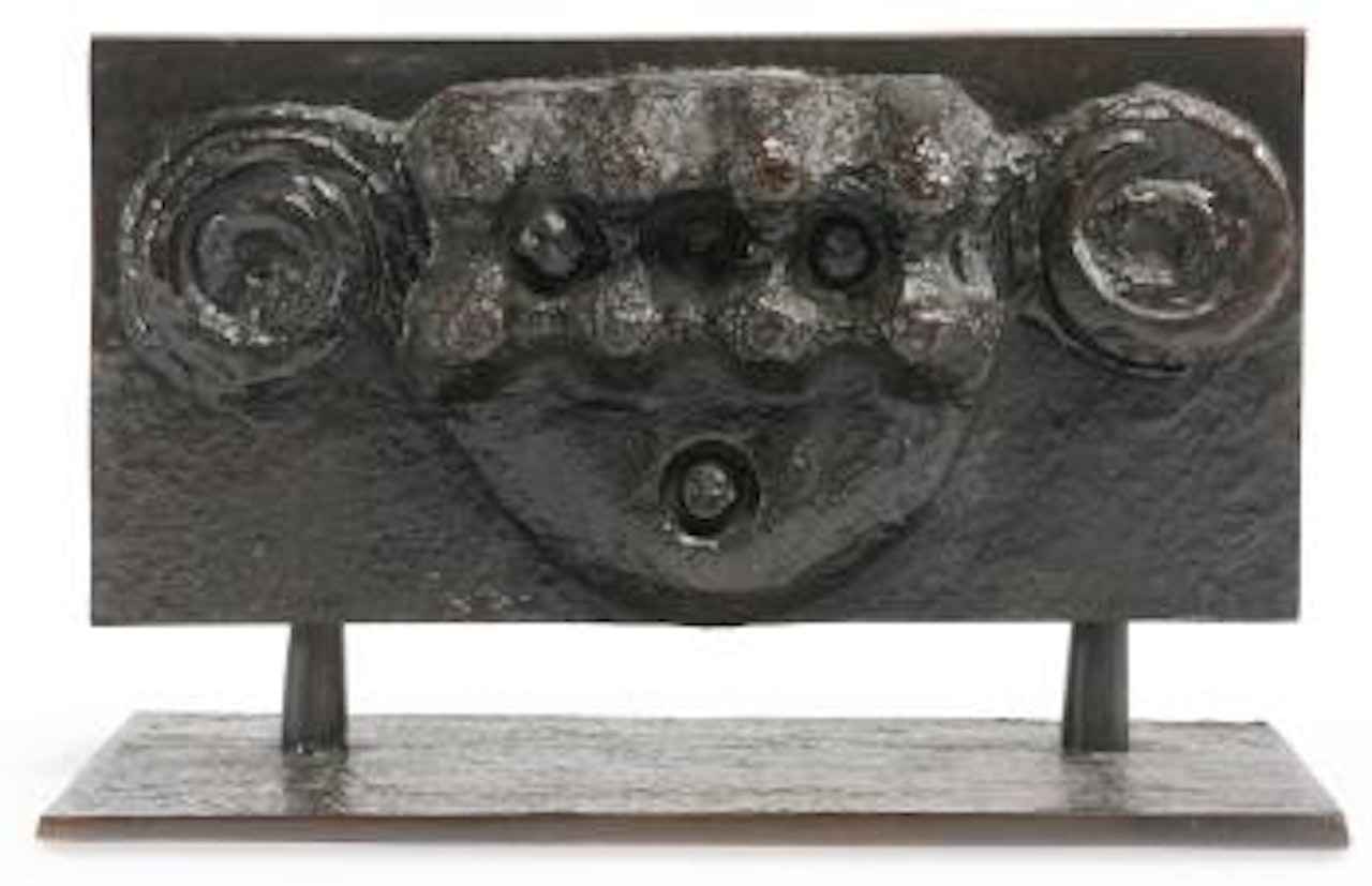 Maske Auf Aussenwand by Max Ernst