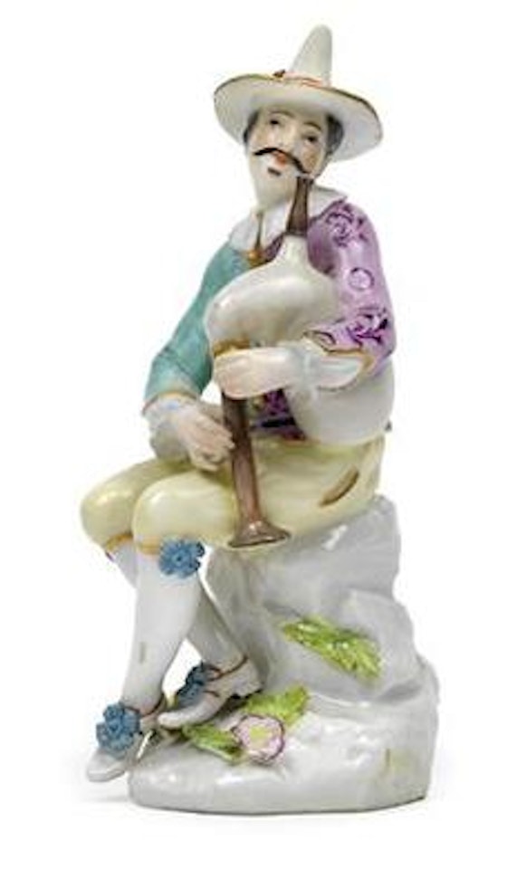 Hanswurst with bagpipes from the commedia dell’arte by Johann Joachim Kändler