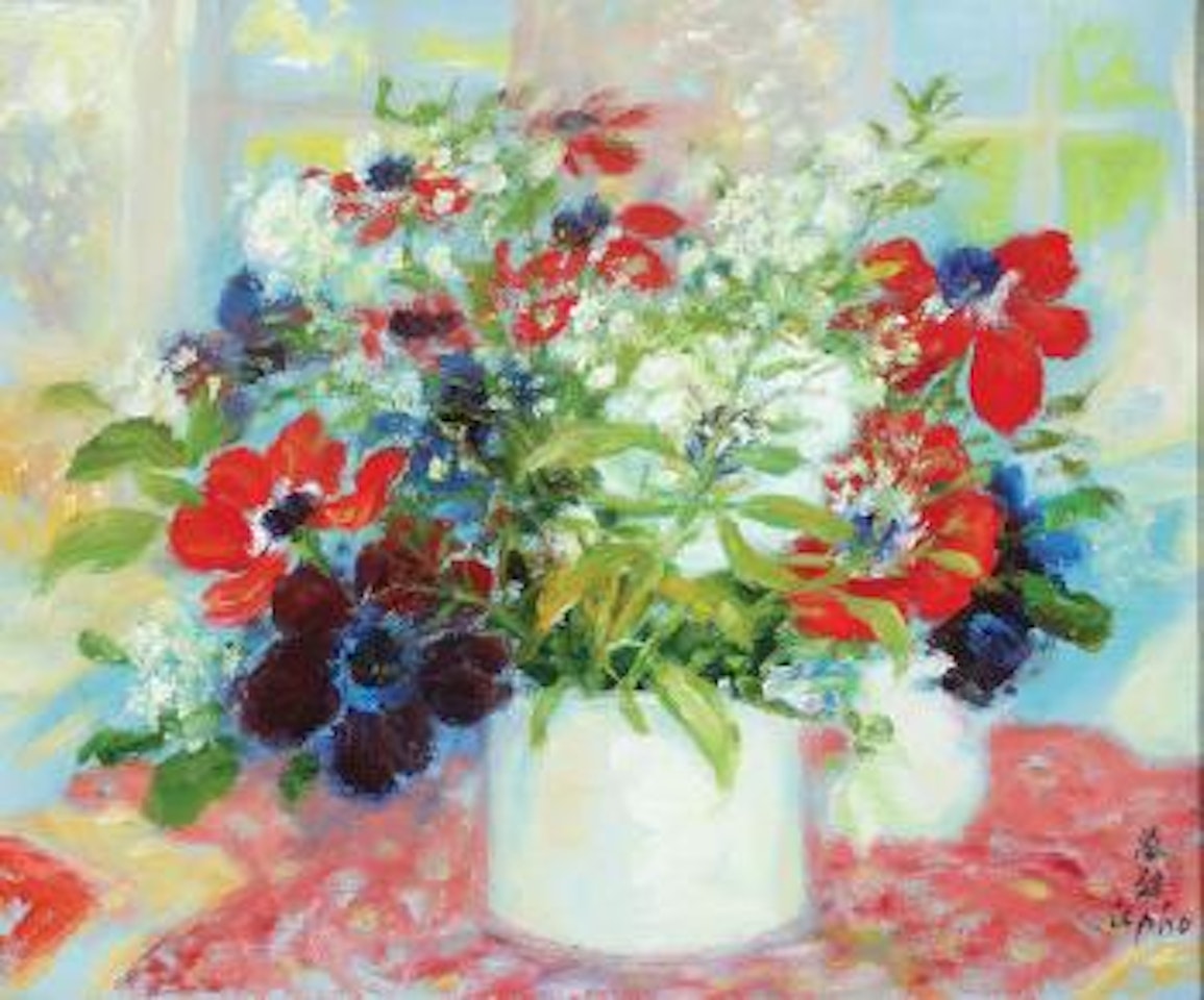 Floral still life by Le Pho