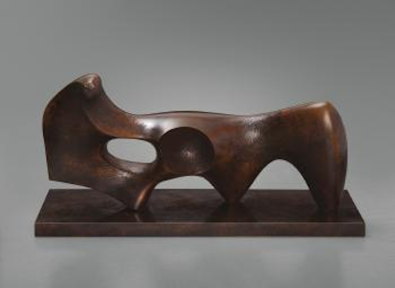 Reclining figure: circle by Henry Moore