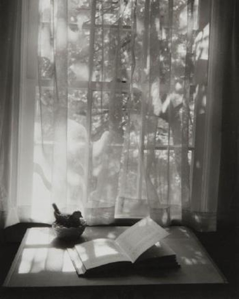 La fenêtre by André Kertész