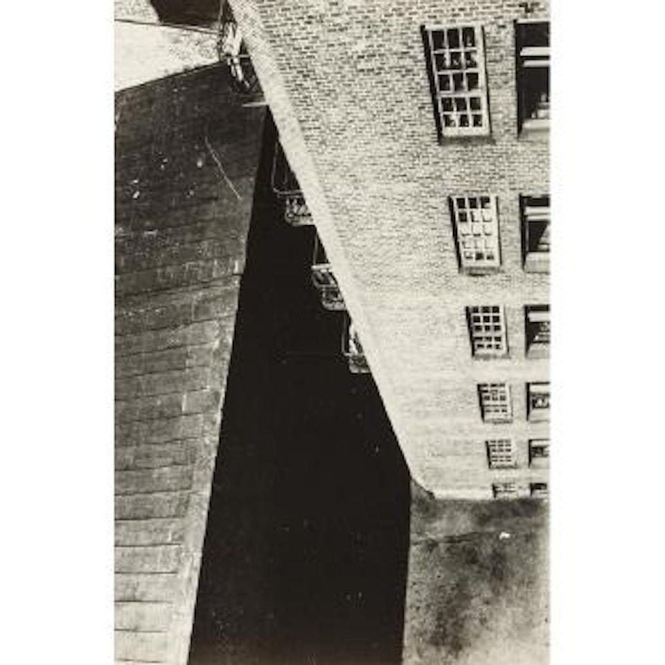 Building on Myasnitskaya Street by Alexander Rodchenko