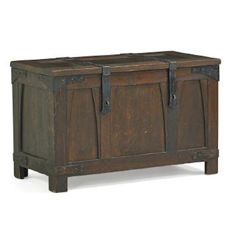 Early bride's chest by Gustav Stickley