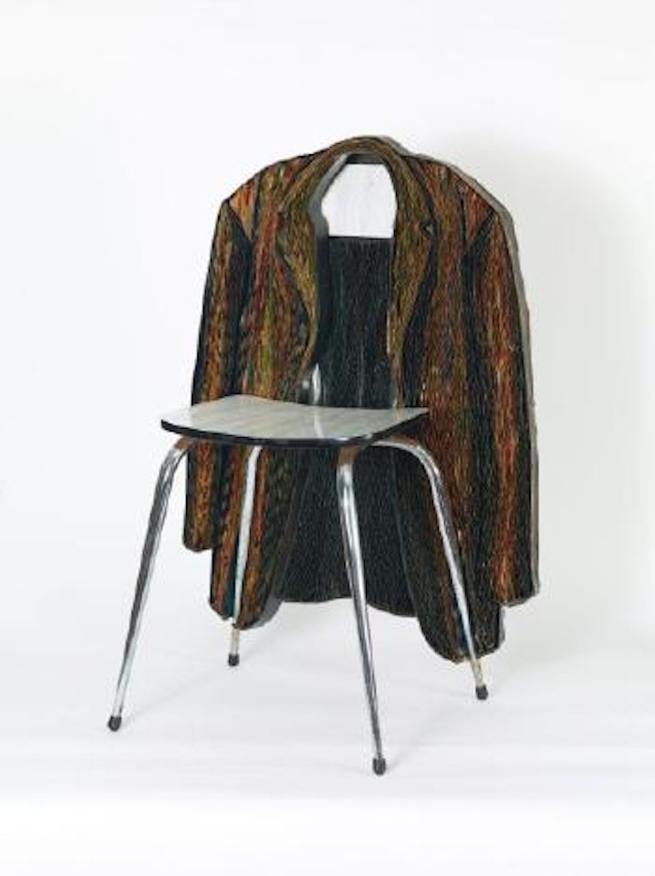 Chaisse avec veste by Pavlos Dionyssopoulos