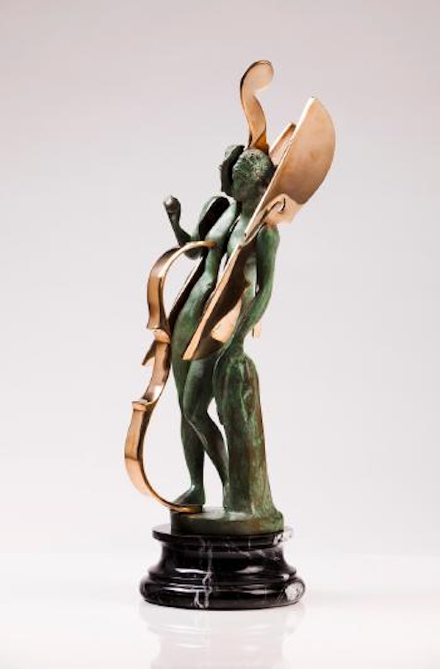 Vénus a la pomme by Arman
