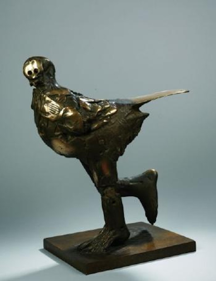 Poule patte en l'air by César