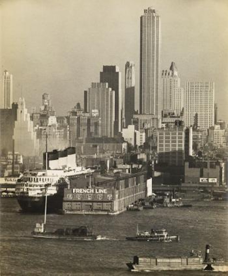 Manhattan skyline II by Berenice Abbott