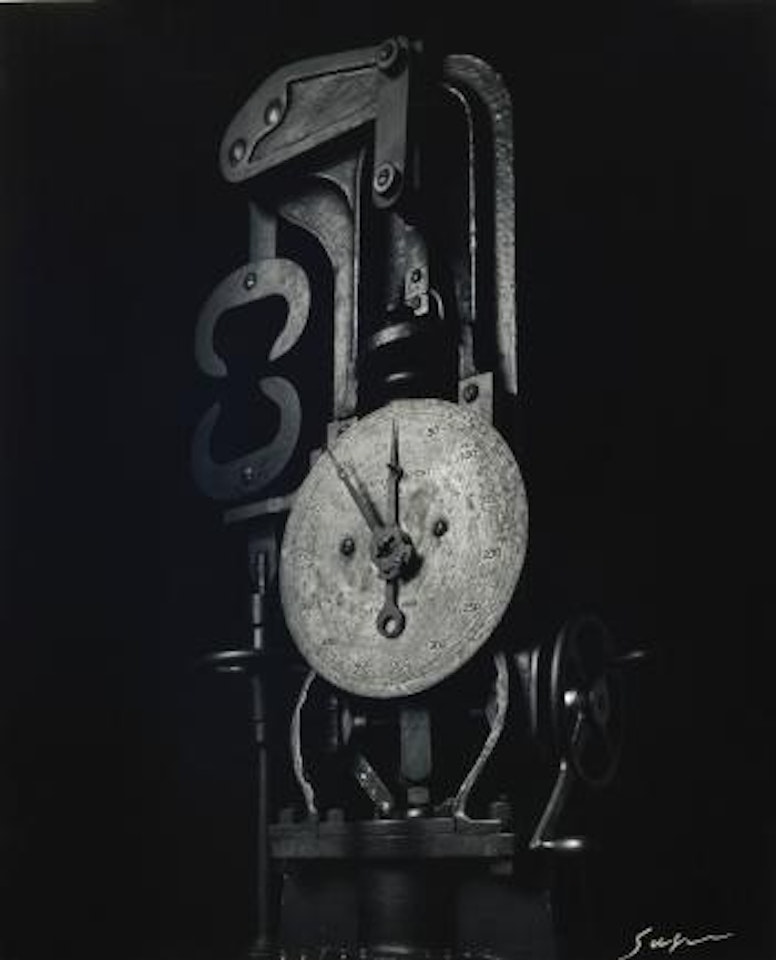 Mechanical form 0046: Material Testing Machine by Hiroshi Sugimoto