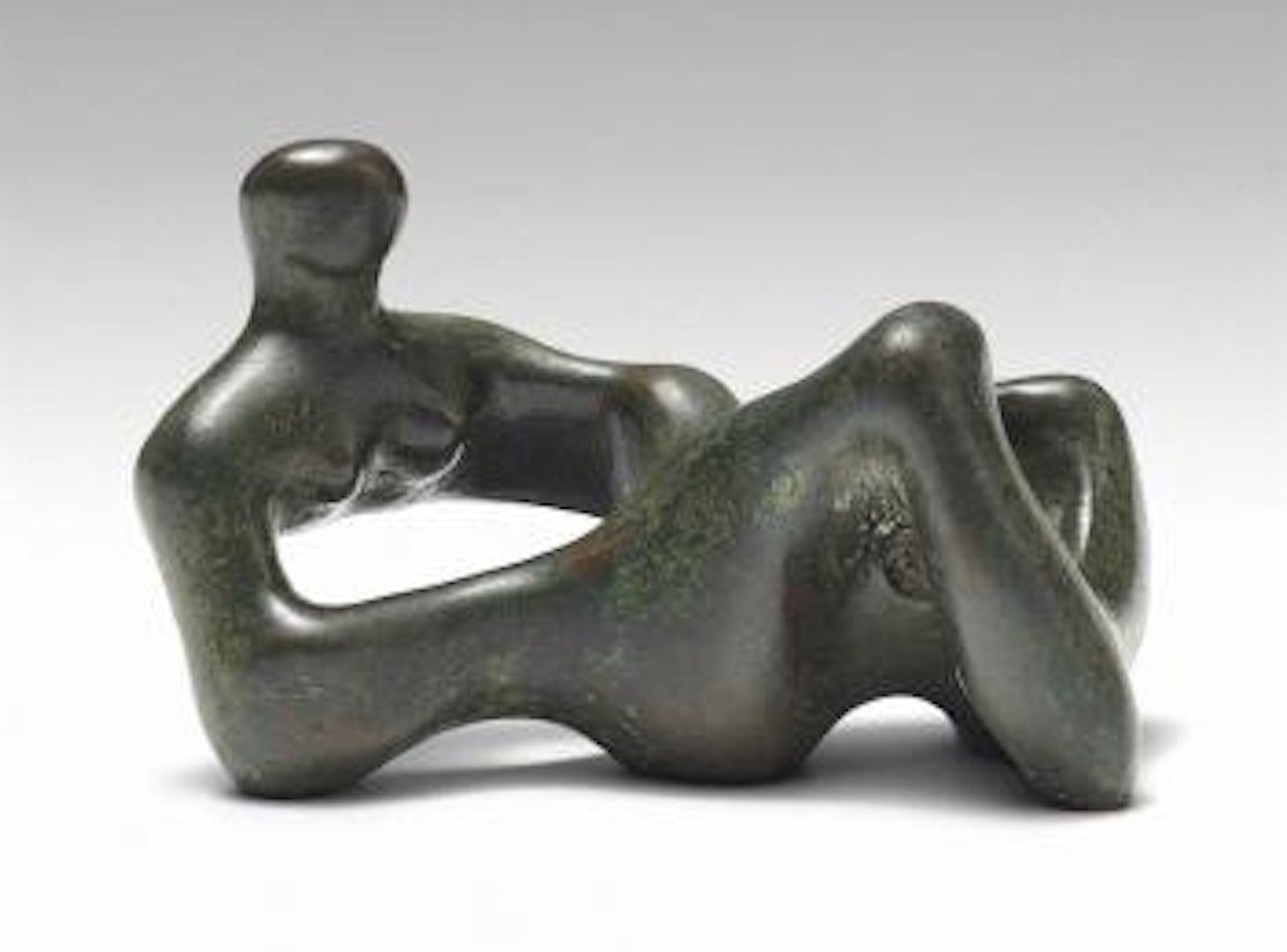 Recumbent Figure by Henry Moore