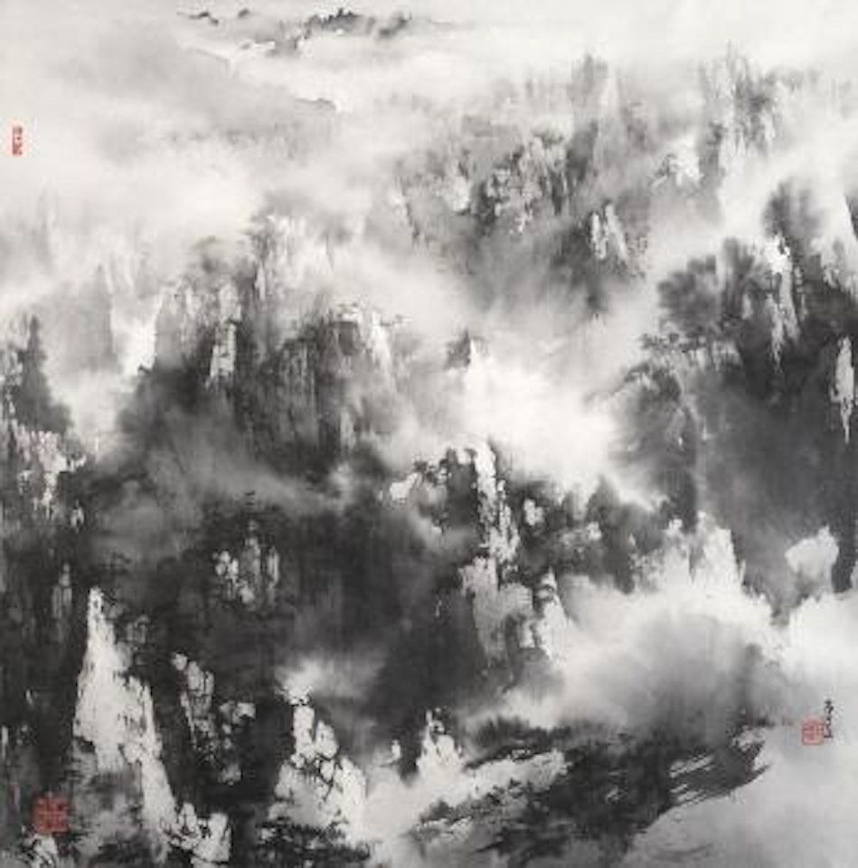Morning glow in Huang Shan by He Baili