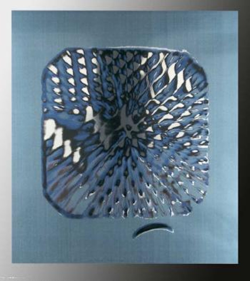 Strahlung in Blau by Heinz Mack