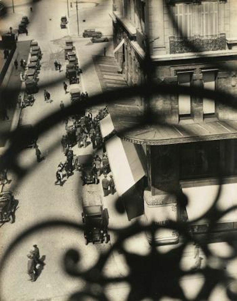 ‘Marseille, Rue Canebière’ by László Moholy-Nagy