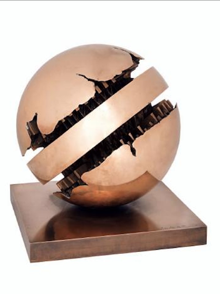Rotante Primo Sezionale n. 4 by Arnaldo Pomodoro