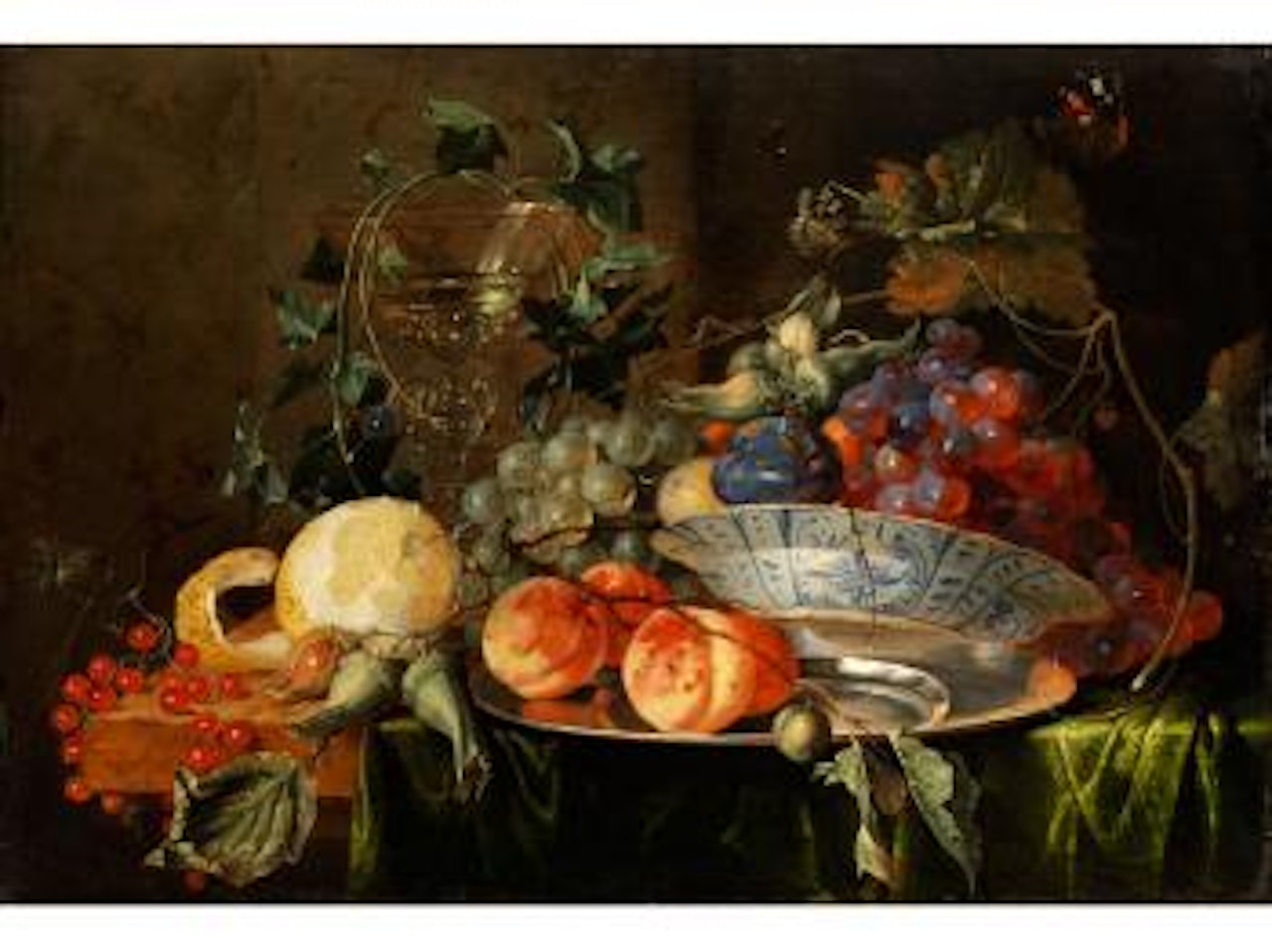 Stillleben mit Glaspokal, Schmetterling, Zitrone und Weintrauben by Jan Davidsz de Heem