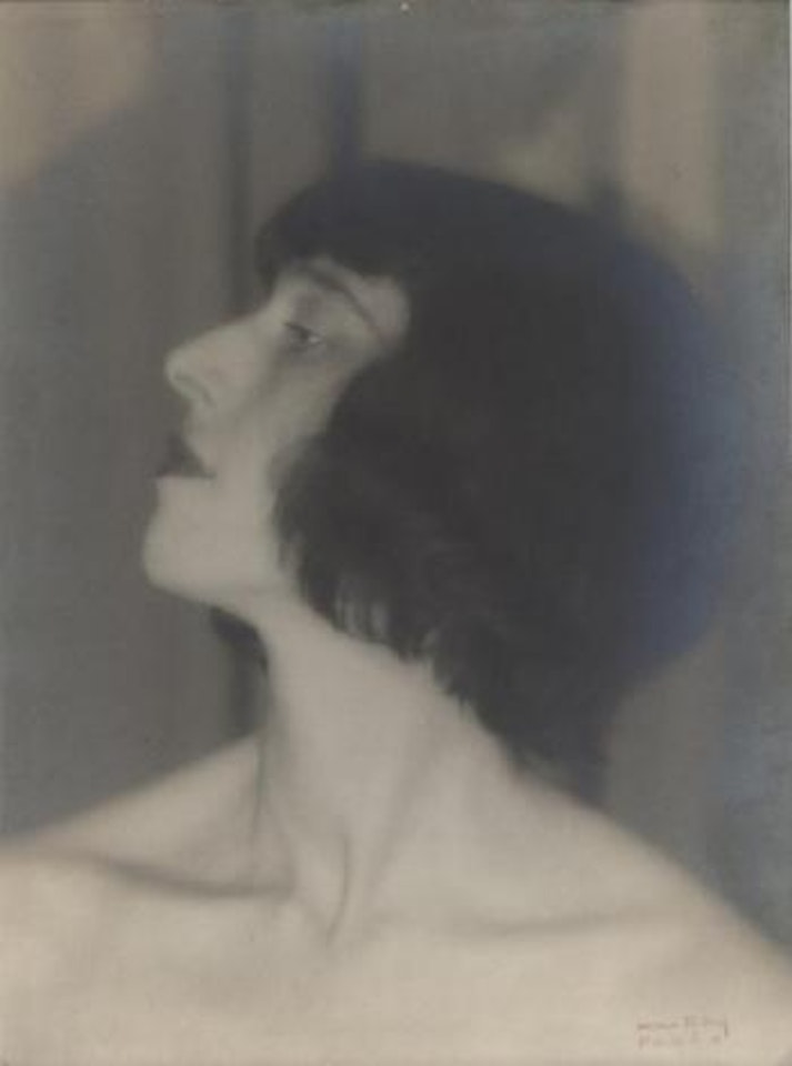 Ritratto della danzatrice A. Kamares by Man Ray