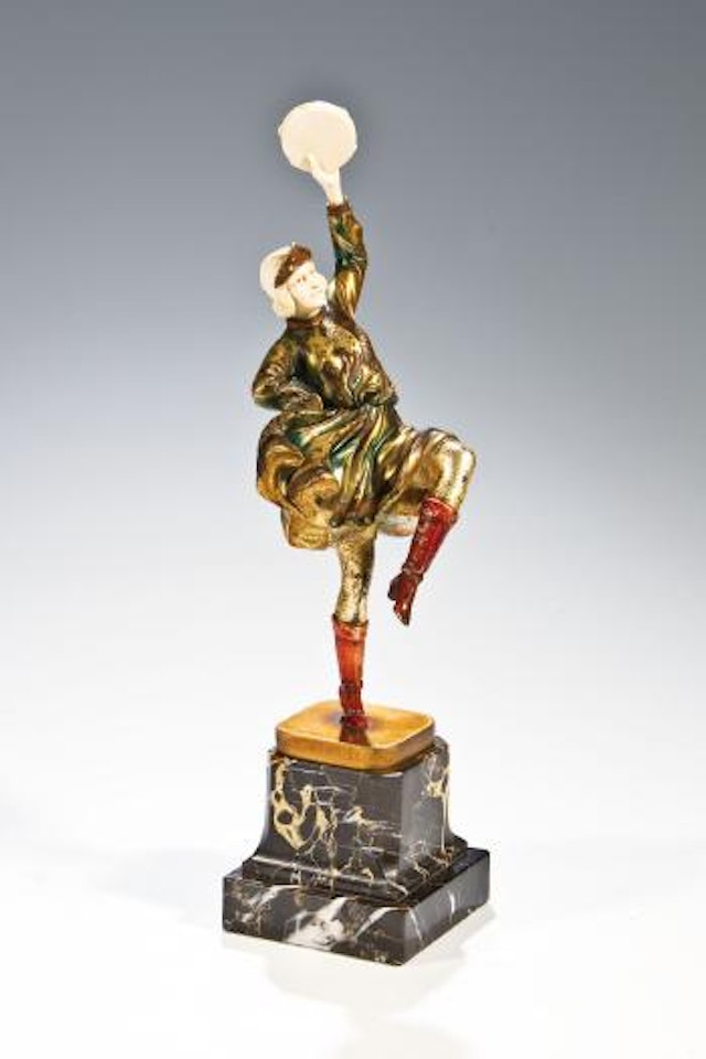 Russische Tänzerin by Ferdinand Preiss
