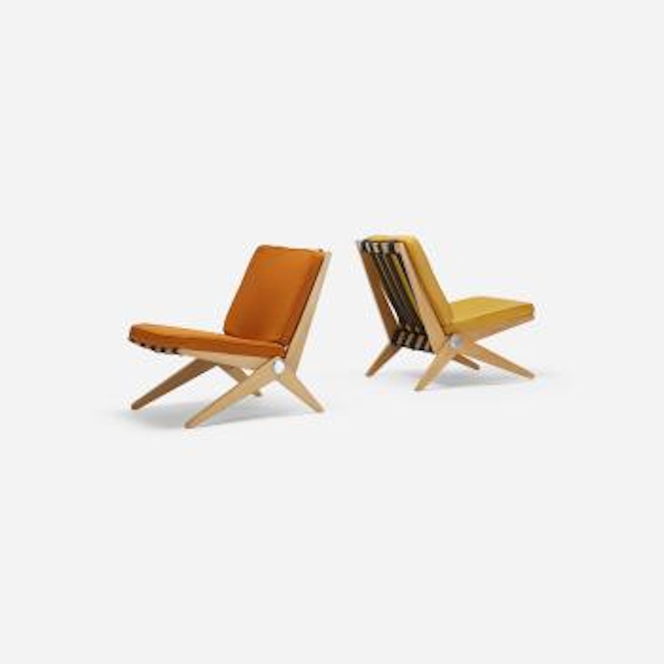 Scissor chairs by Pierre Jeanneret