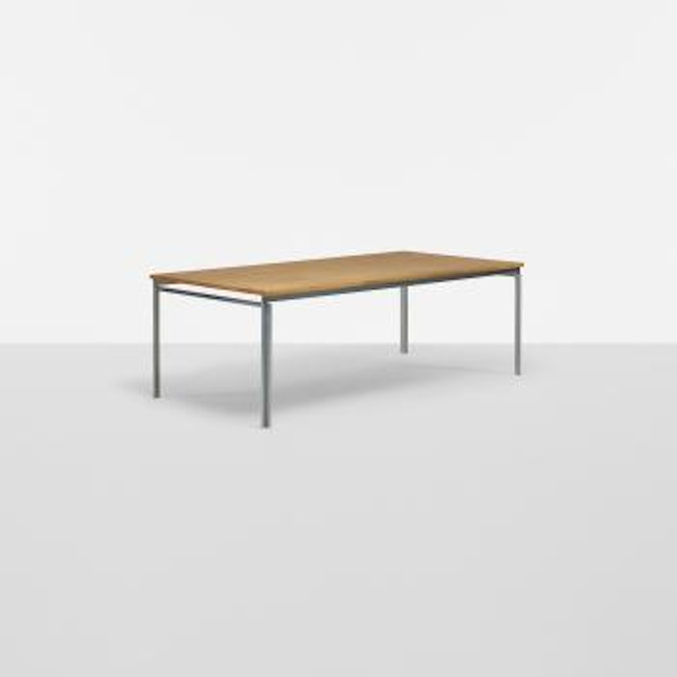 PK 55 dining table by Poul Kjaerholm