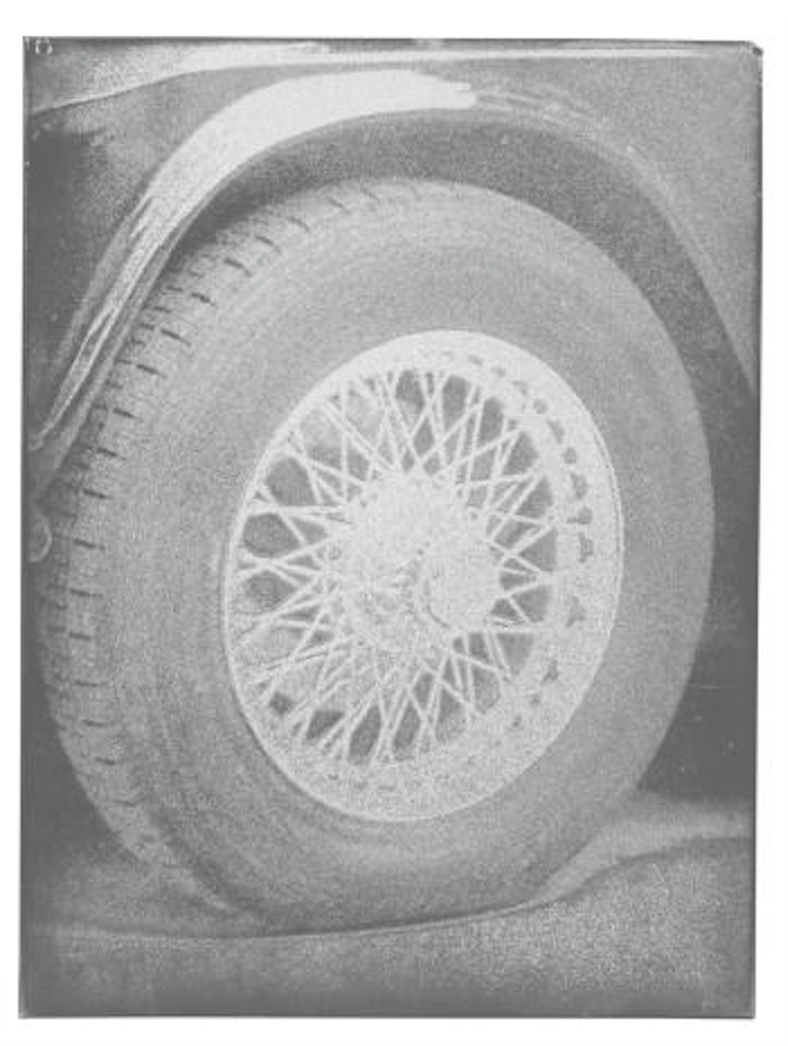 Rad Eines Jaguars by Heinz Mack